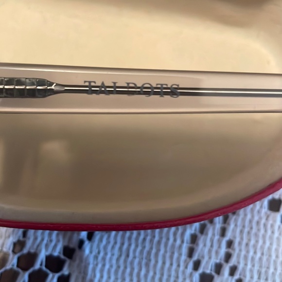 Talbots sunglasses - Picture 3 of 4